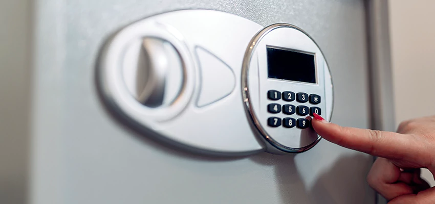 Jewelry Safe Cracking in Guttenberg, New Jersey